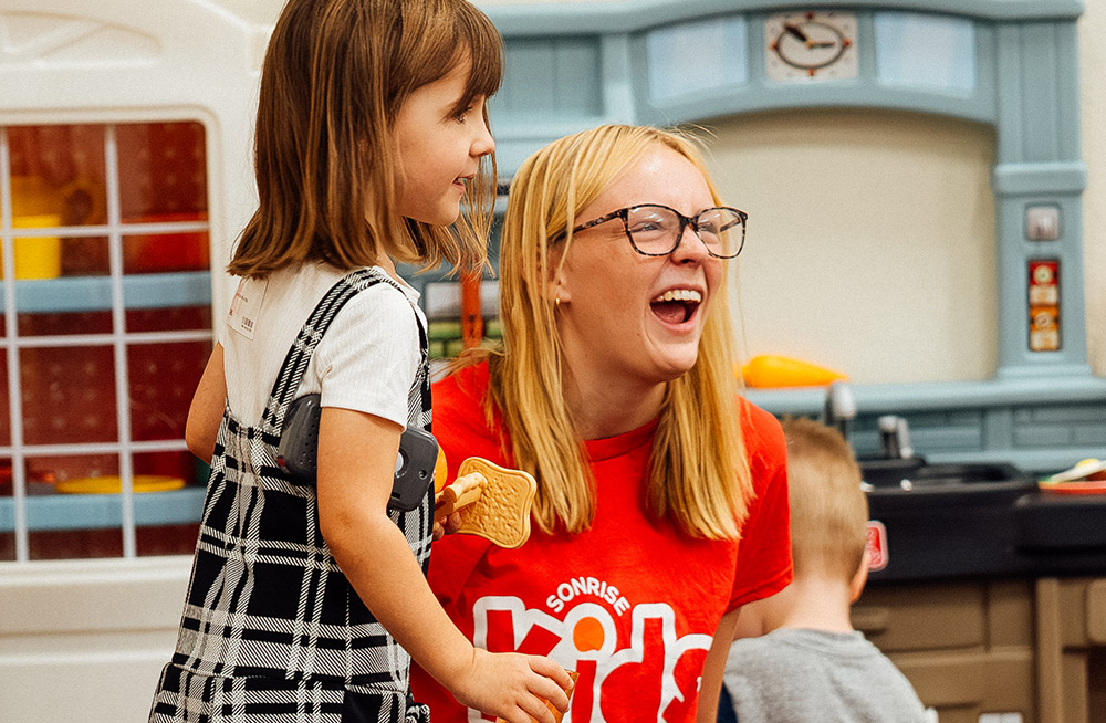 Serve on the Sonrise Kids Team