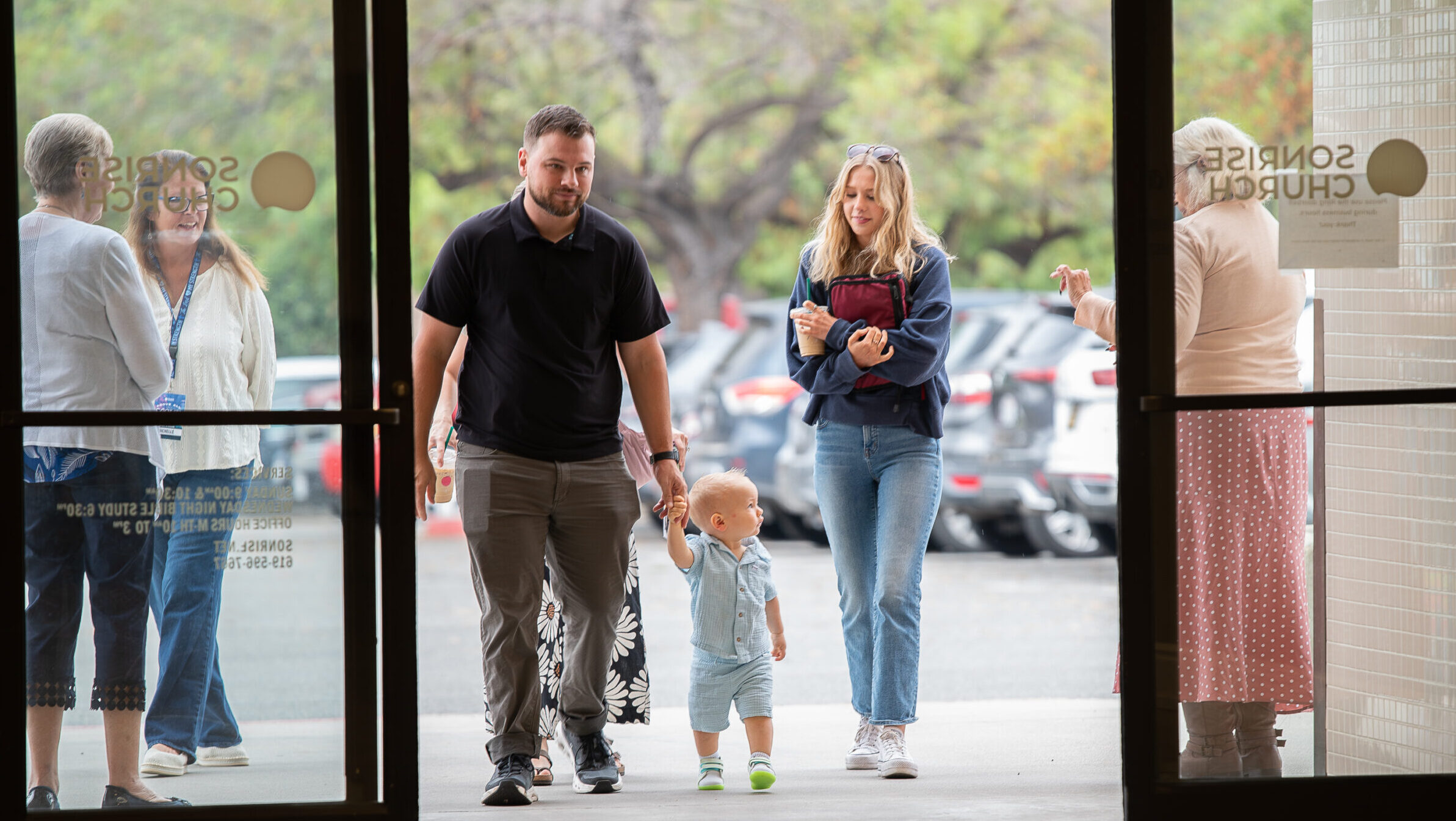 Sunday Mornings at Sonrise Church: More Than Just a Service, It’s Community